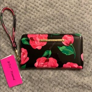 Betsey Johnson Wallet Wristlet NWT